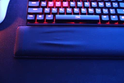Підставка ергономічна під зап'ястя HyperX Wrist Rest (4P5M9AA) фото від покупців 11