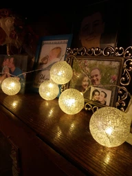 Гірлянди декоративні Cotton Balls 10led, діам 6см, довжина 180см на батарейках АА 007 фото від покупців 1