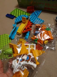 Конструктор LEGO DUPLO Семейный парк аттракционов 61 деталь (10841) фото от покупателей 14