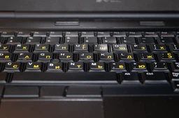 Нестирающиеся наклейки на клавиатуру Украинский / Английский / ru 12х12 мм черный фон / желтые символы Nalepi фото от покупателей 19
