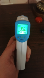 Безконтактний інфрачервоний термометр медичний Mediclin Блакитний фото від покупців 2