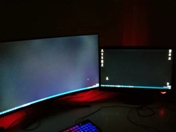 Монітор 31.5" MSI Optix AG32CQ фото від покупців 8