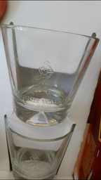 Віскі Johnnie Walker Black label 12 років витримки 0.7 л 40% з 2-ма склянками (5000267195117_5000267196626) фото від покупців 12