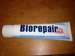 Зубная паста BioRepair Plus Профессиональное избавление от чувствительности 100 мл (8006320067152)
