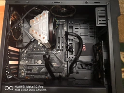 Материнская плата Asus ROG Strix B450-E Gaming (sAM4, AMD B450, PCI-Ex16) фото от покупателей 1