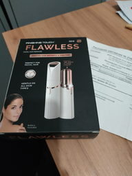 Жіночий триммер для брів Flawless brows by finishing touch сірий