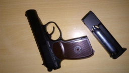 Пневматичний пістолет KWC PM Makarov (km44dhn) фото від покупців 6