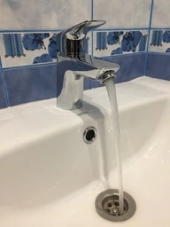 Смеситель для раковины 70 Hansgrohe Logis (цвет - чёрный матовый), с донным клапаном 71070670