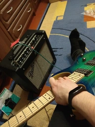 Комбоусилитель Fender Mustang I (V.2) (230-0106-900)