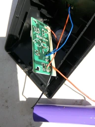 Світлодіодний світильник Luxel на сонячних батареях з датчиком руху IP64 10W (SSWl-01C) фото від покупців 1