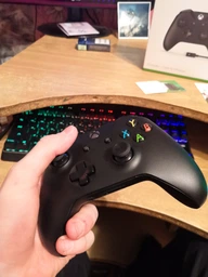 Xbox One S Controller + Cable for Windows фото від покупців 4