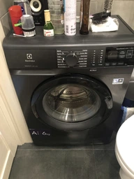 Стиральная машина узкая ELECTROLUX EW6S4R06BX фото от покупателей 14