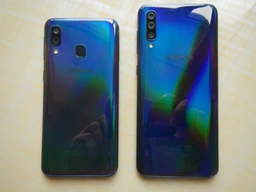 Мобильный телефон Samsung Galaxy A40 4/64GB Blue (SM-A405FZBDSEK) фото от покупателей 9