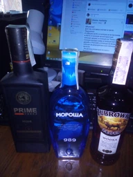 Настойка Zubrowka Zlota 0.5 л 37.5% (5900343005029)