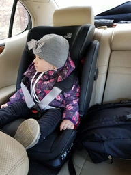 Автокресло Britax-Romer Advansafix IV R Burgundy Red фото від покупців 2