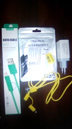 Сетевое зарядное устройство XoKo WC-210 2.4A USB White (WC-210-WH) фото от покупателей 5