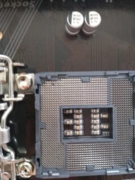 Материнська плата Gigabyte GA-B250-FinTech (s1151, Intel B250, PCI-Ex16) фото від покупців 10
