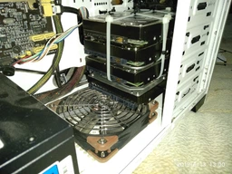 Жесткий диск 3.5 4TB WDC Hitachi HGST (0B36040 / HUS726T4TALE6L4) фото от покупателей 1
