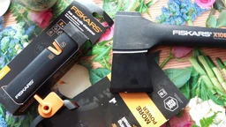 Сокира теслярська Fiskars S-X10 (1015619) фото от покупателей 9