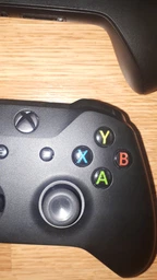 Microsoft Xbox One Wireless Controller + Bluetooth адаптер для підключення до ПК