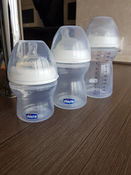 Пляшечка для годування пластикова Chicco Natural Feeling із силіконовою соскою від 2 місяців 250 мл (81323.30) фото від покупців 5