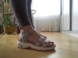 Жіночі сандалі Skechers D`Lites Fresh Catch Gray 38,5 Сірий 31514-GRY фото від покупців 2