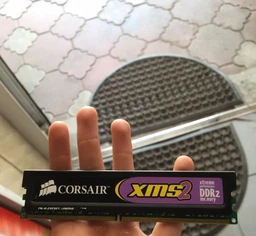 Игровая оперативная память Corsair DDR2 2 Gb 800 MHz PC2 6400U CL5 (CM2X2048-6400C5) Б/У