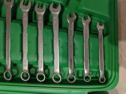 Набір інструментів 1/2" & 1/4", 77 од. INTERTOOL ET-6077 фото от покупателей 5
