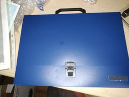 Портфель пластиковый Buromax Jobmax A4/35 мм на 1 отделение Черный (BM.3724-01) фото от покупателей 1