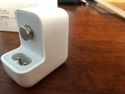 Сетевое зарядное устройство Apple 12W USB Power Adapter для iPad (MD836ZM/A) фото от покупателей 15