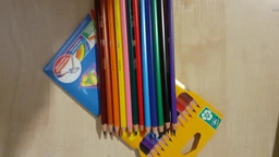 Олівці BIC 82902912 Evolution 12 кольорів (3270220060963) фото від покупців 2