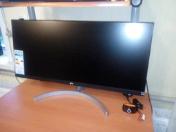 Монітор 29" LG UltraWide 29WK600-W фото від покупців 11