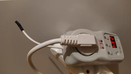 Терморегулятор VOLT CONTROL с функцией реле напряжения длина датчика 10 см ТР-12-1
