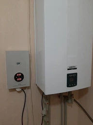 Стабілізатор напруги для котла GREEN WATT GW-500 500W фото от покупателей 15