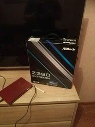 Материнская плата ASRock Z390 Extreme4 (s1151, Intel Z390, PCI-Ex16) фото от покупателей 6
