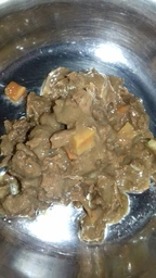 Вологий корм для собак малих порід Purina One з яловичиною картоплею та морквою в підливці пауч 85 г 1 шт (8445290298287) фото від покупців 9