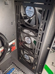 Набір вентиляторів Performa Aardwolf 120 мм RGB + Hub + ДУ (APF-120RAINBOW-KIT) фото від покупців 8