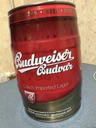 Пиво Budweiser Budvar світле фільтроване 5% 5 л (8594403310184_8594403708844)