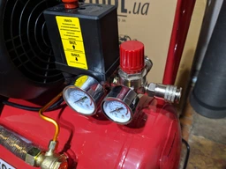 Компресор 50 л, 4 HP, 3 кВт, 220 В, 10 aтм, 420 л/хв., 2 циліндри INTERTOOL PT-0007 фото від покупців 13