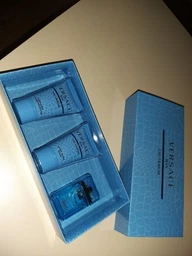 Набір для чоловіків Versace Man Eau Fraiche Mini туалетна вода 5 мл + гель для душу 25 мл + бальзам після гоління 25 мл (8011003810468) фото від покупців 4