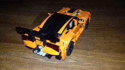 Конструктор LEGO TECHNIC Chevrolet Corvette ZR1 579 деталей (42093) фото от покупателей 17