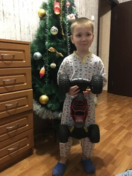 Машинка-трансформер Zhengguang на радіокеруванні трюкова з надувними колесами акумуляторна з пультом керування фото від покупців 11