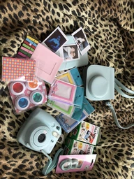 Fujifilm Instax Mini 9 Камера моментальної друку з Fuji Instant Film (40 Знімків) з Набором Аксесуарів: Кейс, Лінзи, Альбом, Рамки, Стікери, Селфи Дзеркальце і т. д. (PH3003)