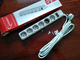 Сетевой фильтр Gembird SPG6-G-15G 4.5 м 6 розеток Grey (SPG6-G-15G) фото от покупателей 5