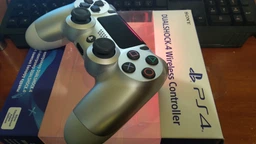 Беспроводной геймпад PlayStation Dualshock 4 Bluetooth PS4 Silver фото от покупателей 1