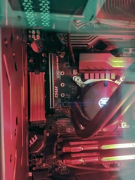 Система жидкостного охлаждения DeepCool Maelstrom 240 RGB