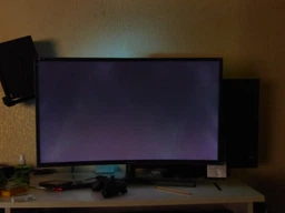 Mонитор 31.5" Samsung Curved C32HG70 (LC32HG70QQIXCI) - частота обновления 144 Гц фото от покупателей 11