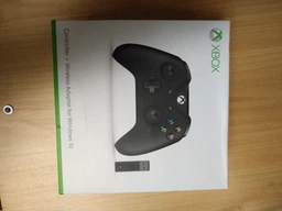 Microsoft Xbox One S Black Wireless Controller + Adapter for Windows фото від покупців 2