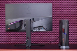 MSI Optix MAG321CURV 4Kモニタ 31.5インチ【美品】 Монитор 31.5