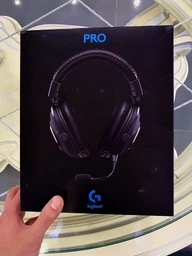 Навушники Logitech Pro Gaming Black (981-000812) фото від покупців 15